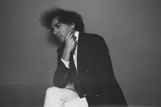 Yonatan Gat & The Eastern Medicine Singers