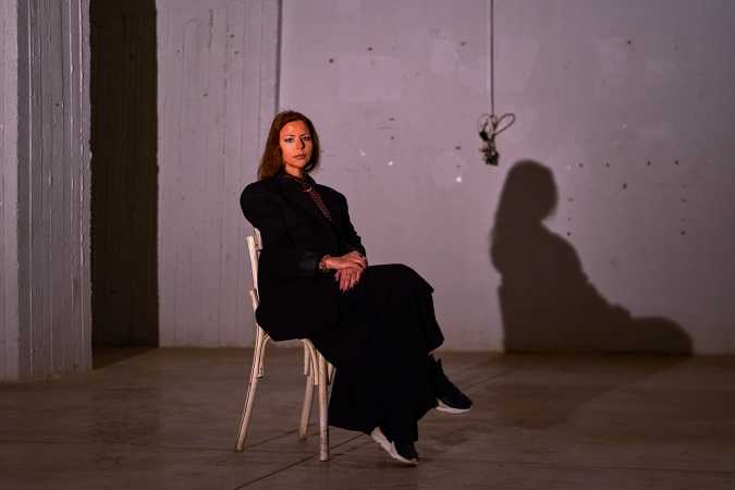 Liliane Chlela presents I, the hybrid and the antidote