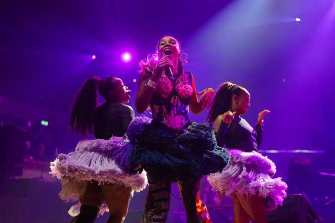 Photo series: Hannah Elsisi presents Chromesthesia at LGW24 by Juri Hiensch