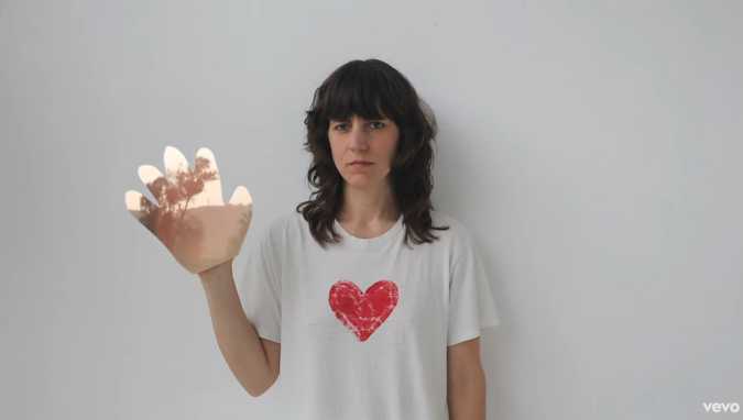 Eleanor Friedberger releases video for 'Are We Good?'