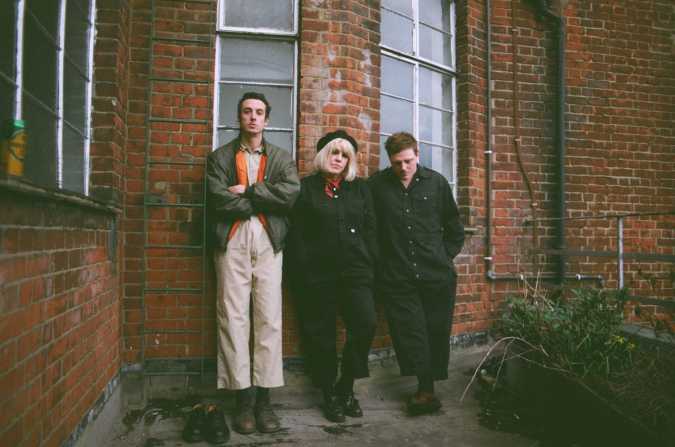 U?: Girls In Synthesis share new single 'Pulling Teeth', embodying their "new mission statement"