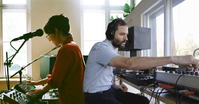 LGW21 curator Lucrecia Dalt & Aaron Dilloway (Wolf Eyes) release collaborative album 'Lucy & Aaron'