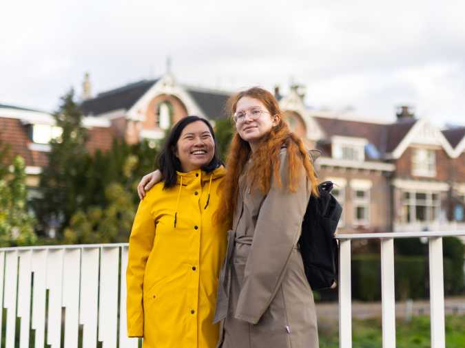Watch: Buddy to Buddy, by Juri Hiensch