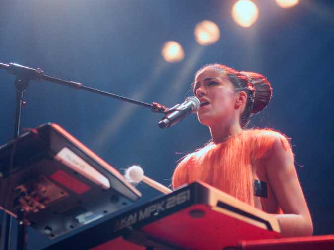 Watch Marina Herlop perform 'La Alhambra' live at Le Guess Who?