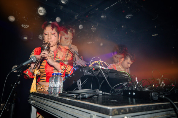 Photo series: COSMOS Live by Melanie Marsman