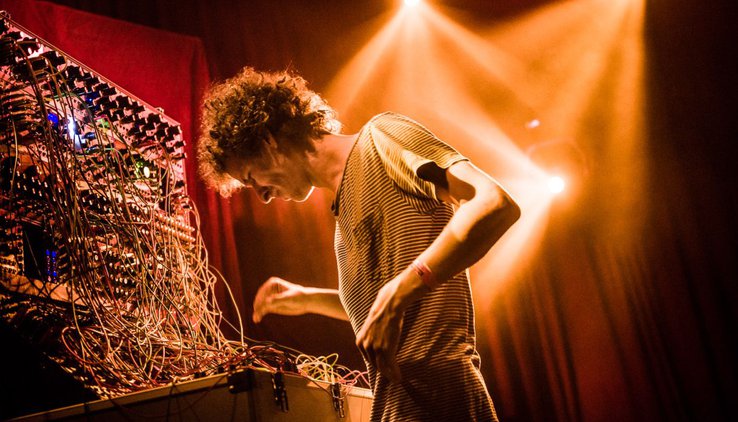 Robert Aiki Aubrey Lowe's show is rescheduled; Colin Benders & Maarten Vos perform tonight